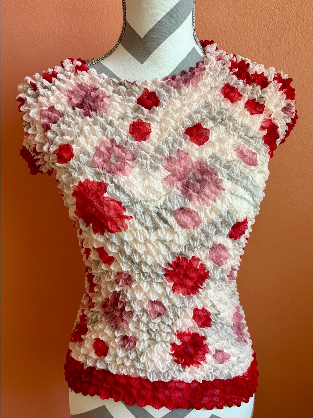 PS-3983 Periscope Red & Pink Floral Textured Stretch Top